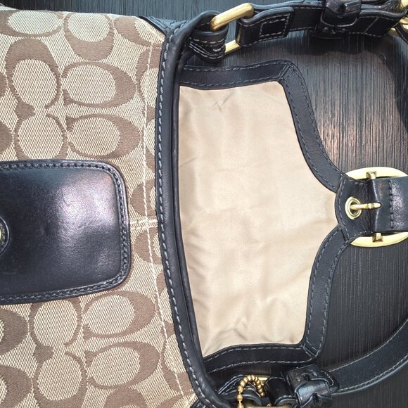 Coach Small Shoulder Bag - Picture 9 of 10